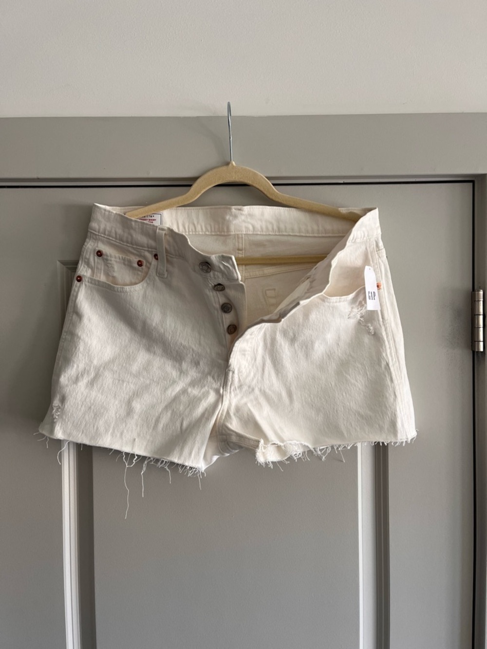 GAP Women's White Denim Cutoff Shorts